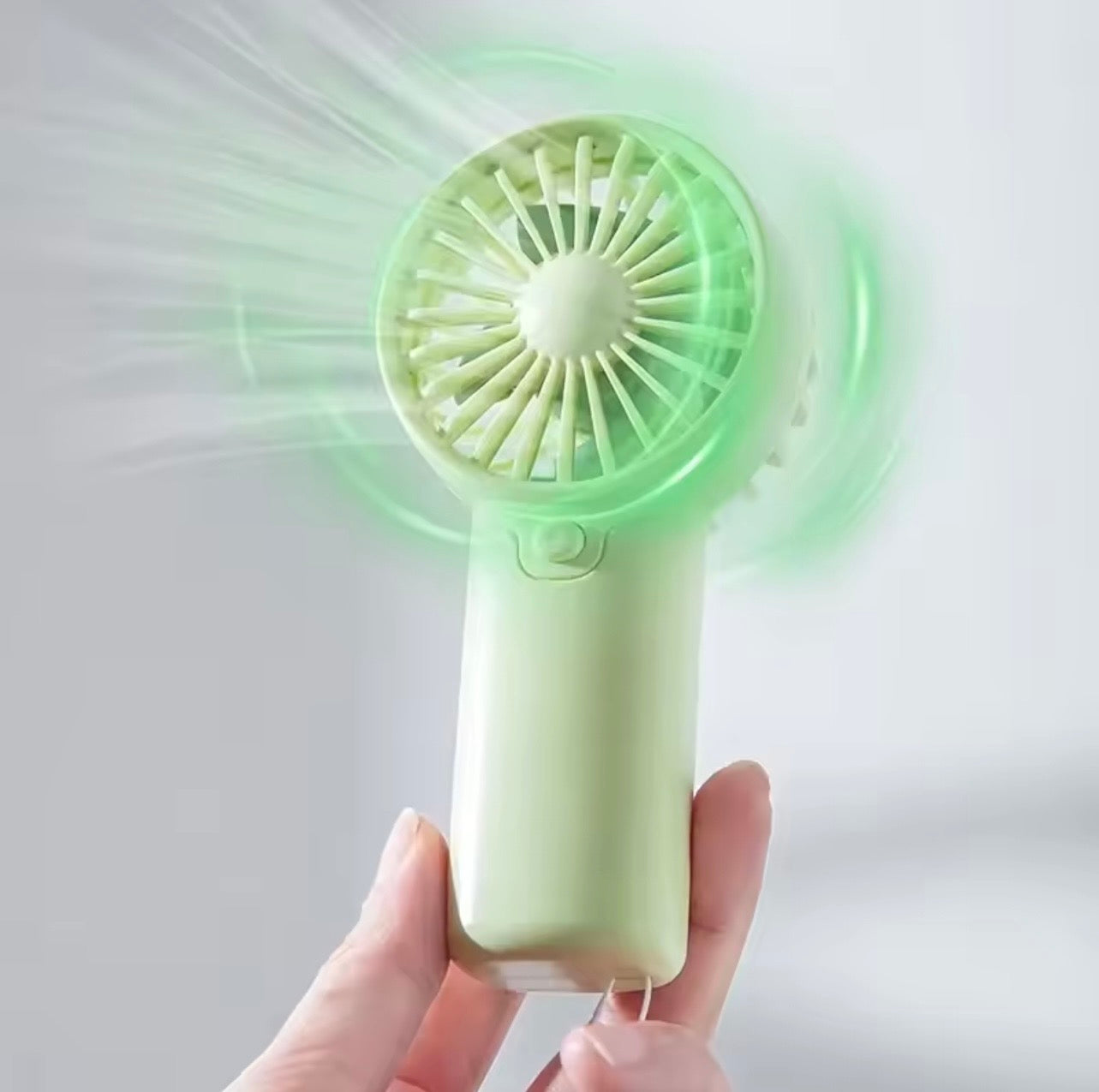 2026 mignon Mini ventilateur Portable ventilateur léger pratique ventilateur taille de poche à faible bruit petit ventilateur électrique étudiant cadeau ventilateur extérieur